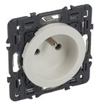 2P+E STD SOCKET COMPLETE WHITE