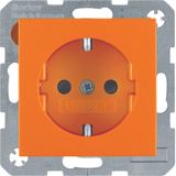 SCHUKO soc. out., screw-in lift terminals, S.1/B.3/B.7, orange matt