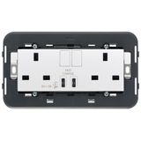 2 2P+E13ABS socket+switch+C/C-USB white