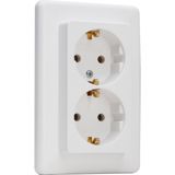 Double earthed socket outlet, for the in