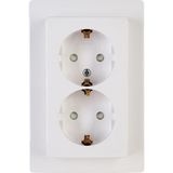 Double earthed socket outlet, with shutt