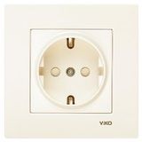 Meridian Beige Earthed Socket Child Protection