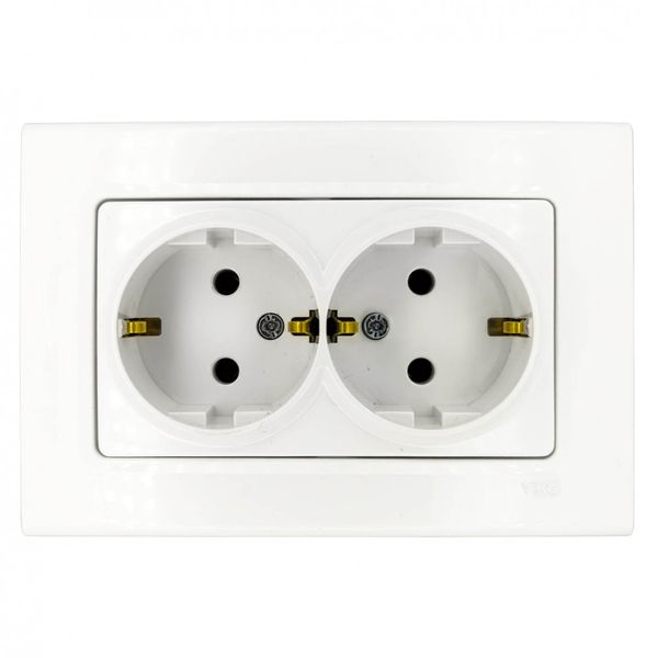 Linnera-Rollina Two Gang Earthed Socket White image 1