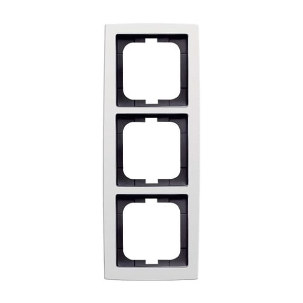 1724-84 Cover Frame solo® Studio white image 3