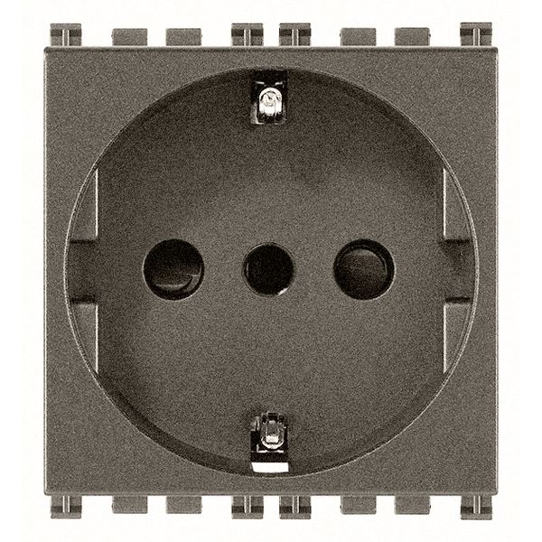 2P+E 16A P30 outlet Metal image 1