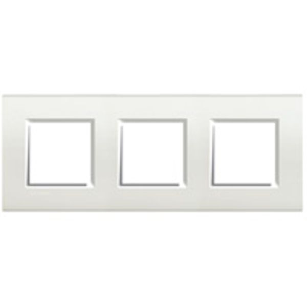 LL - COVER PLATE 2X3P 71MM WHITE image 1