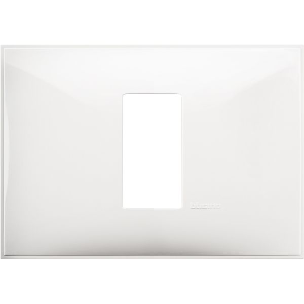 CLASSIA - COVER PLATE 1P CENTERED WHITE image 1