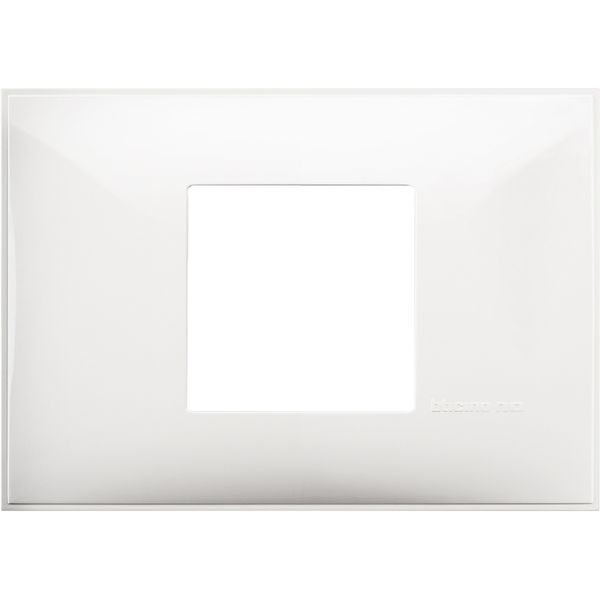 CLASSIA - COVER PLATE 2P CENTERED WHITE image 1