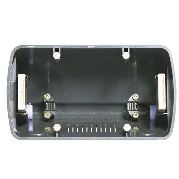 4P device holder Liv image 1