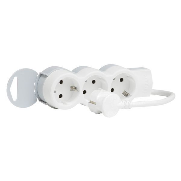 Multi-outlet extension - 3x2P+E - 5 m cord image 2