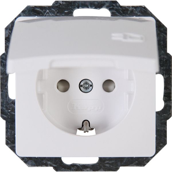 Earthed socket outlet with hinged lid an image 1