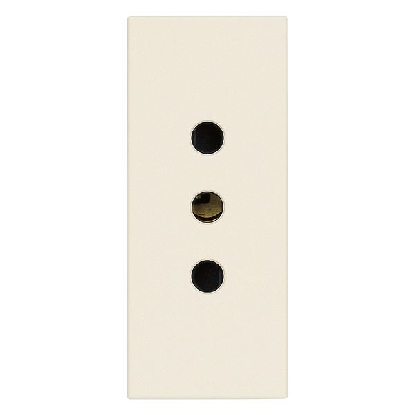 2P+E 10A P11 outlet canvas image 1