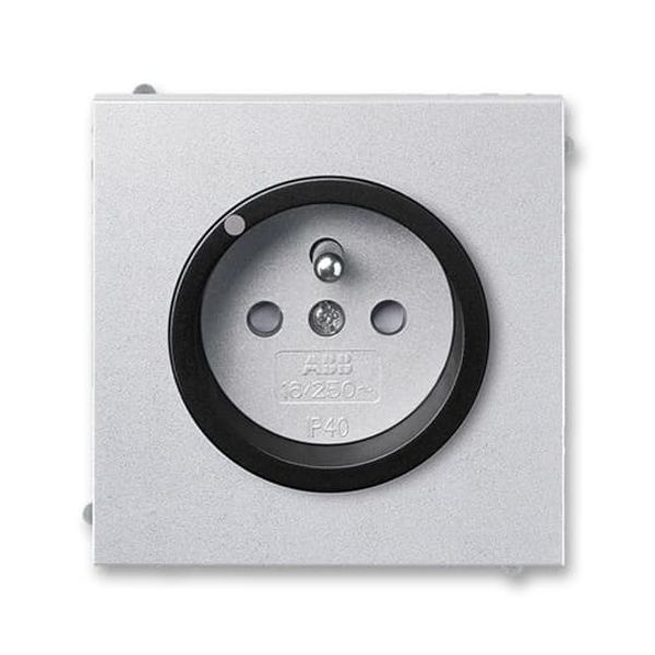 5599M-A02457 72 Socket outlet with earthing pin, with surge protection image 1