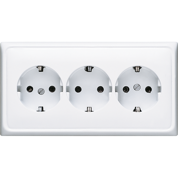 3-gang SCHUKO- socket CD523WW image 3