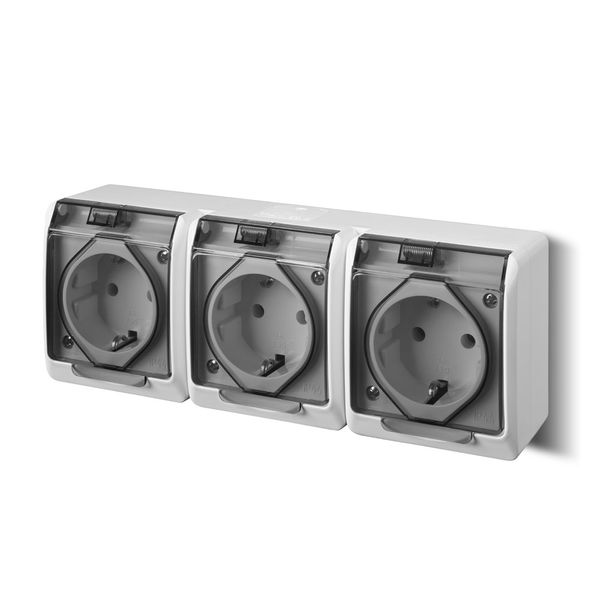 HERMES SOCKET 3x2P+Z SCHUKO image 1