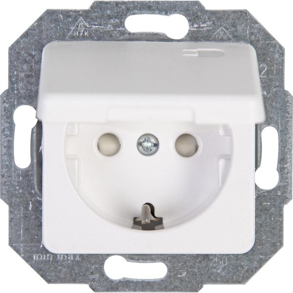 Earthed socket outlet with hinged lid an image 1