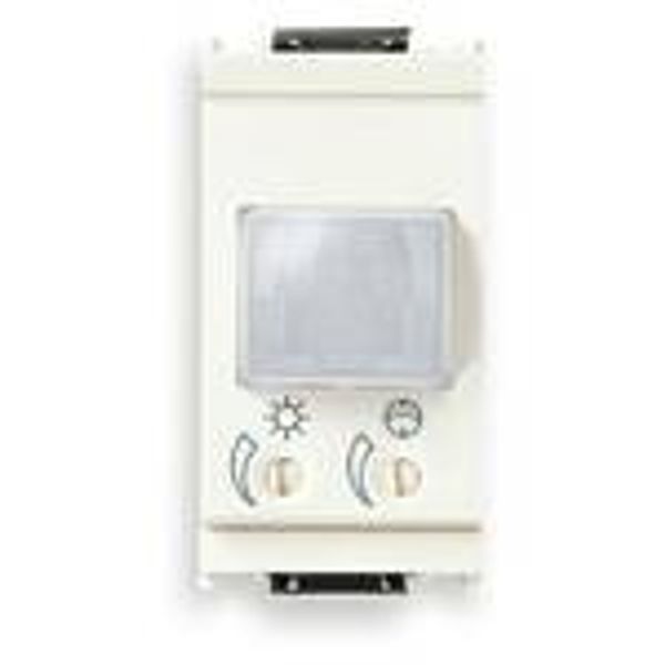 IR TRIAC-switch 230V white image 1